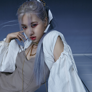 亚洲欧美熟妇久久久久久久久
